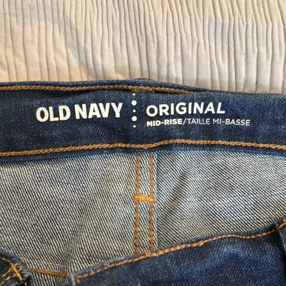 Old Navy Medium Blue Flare Jeans - Picture 4 of 9